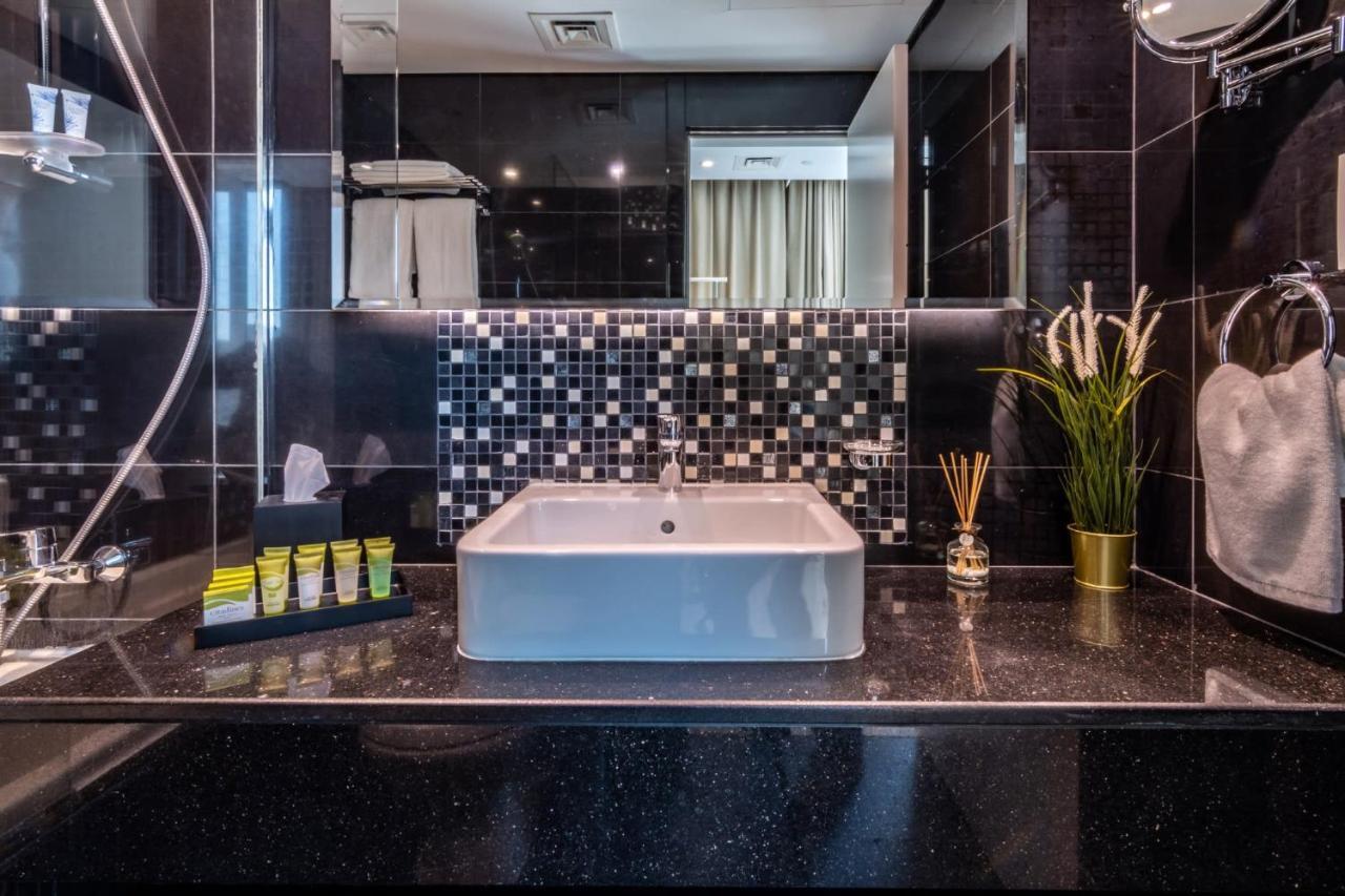 The Smart Concierge - The Vogue Apartment *